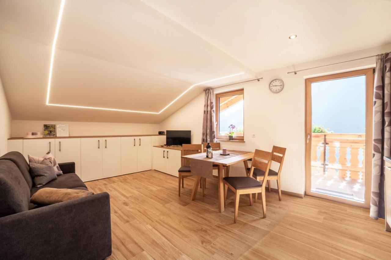 Innergasserhof Ferienwohnung Enzian San Martino In Passiria  Ngoại thất bức ảnh